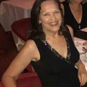 Meet your Posher, Debbie